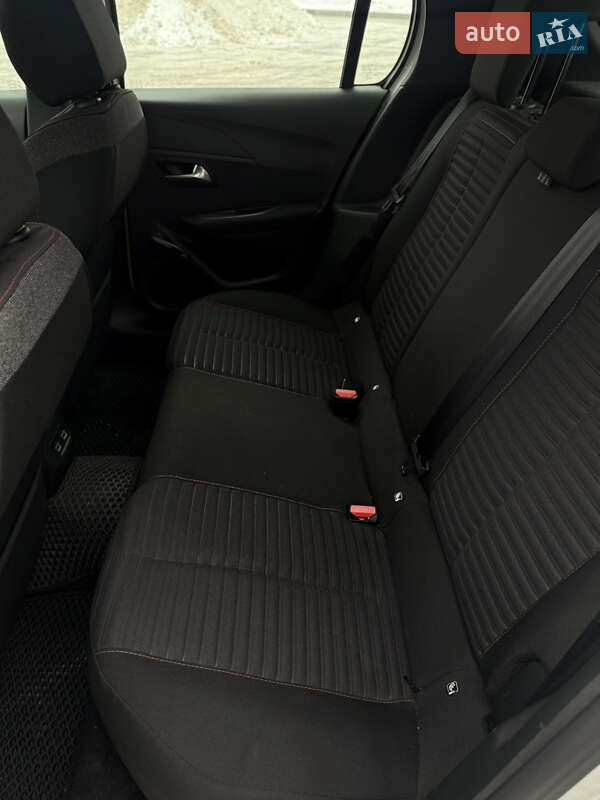 Хэтчбек Peugeot e-208 2020 в Киеве фото 19 Хэтчбек Peugeot e-208 2020 в Киеве