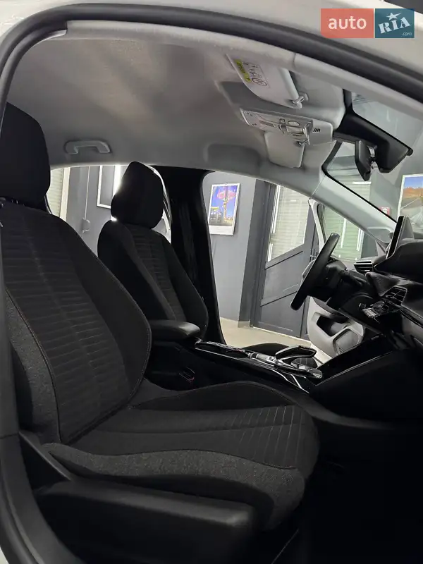 Peugeot e-208 2021 VIN VR3UHZKXZMT080126 фото оголошення 22 з 46