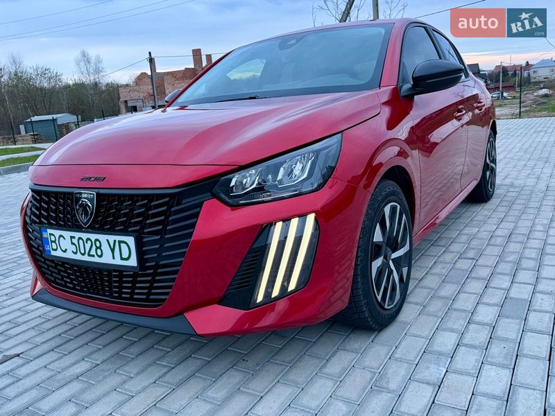 Хэтчбек Peugeot e-208 2024 в Львове