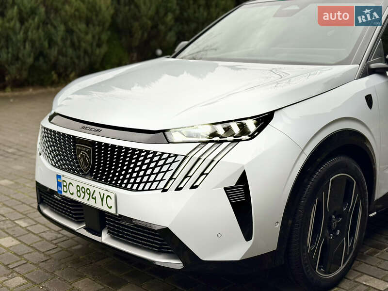 Внедорожник / Кроссовер Peugeot e-3008 2024 в Самборе