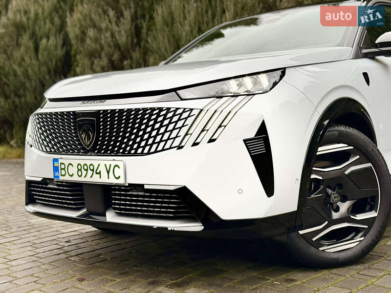 Внедорожник / Кроссовер Peugeot e-3008 2024 в Самборе