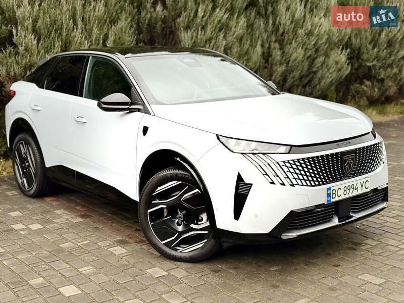 Внедорожник / Кроссовер Peugeot e-3008 2024 в Самборе