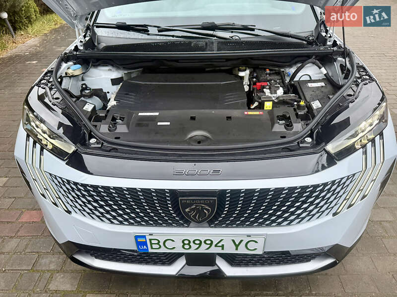 Внедорожник / Кроссовер Peugeot e-3008 2024 в Самборе