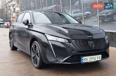 Хэтчбек Peugeot e-308 2024 в Киеве
