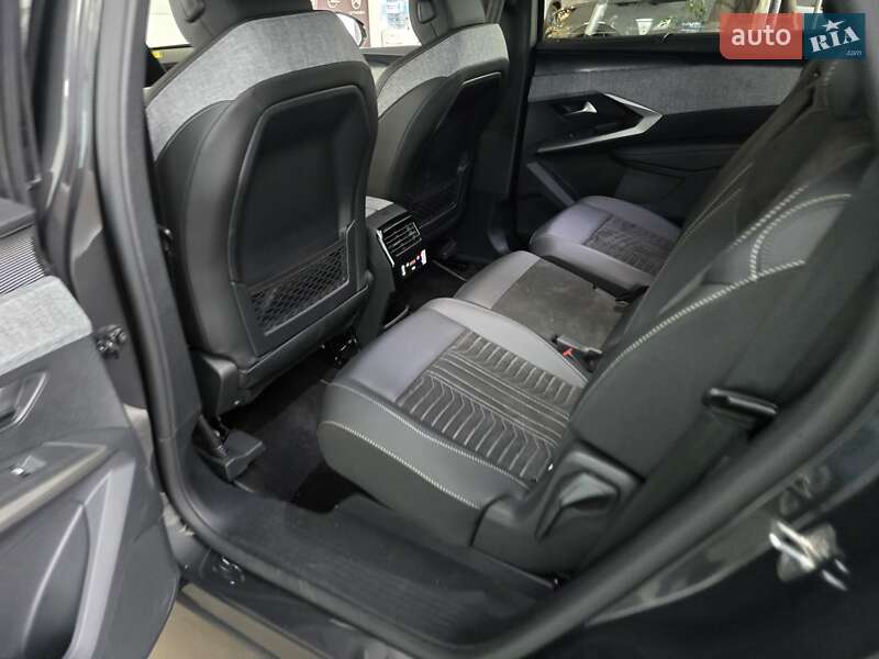 Позашляховик / Кросовер Peugeot e-5008 2025 в Львові