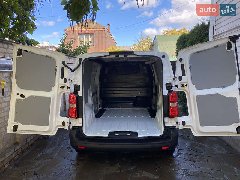 Вантажний фургон Peugeot e-Expert 2022 в Києві