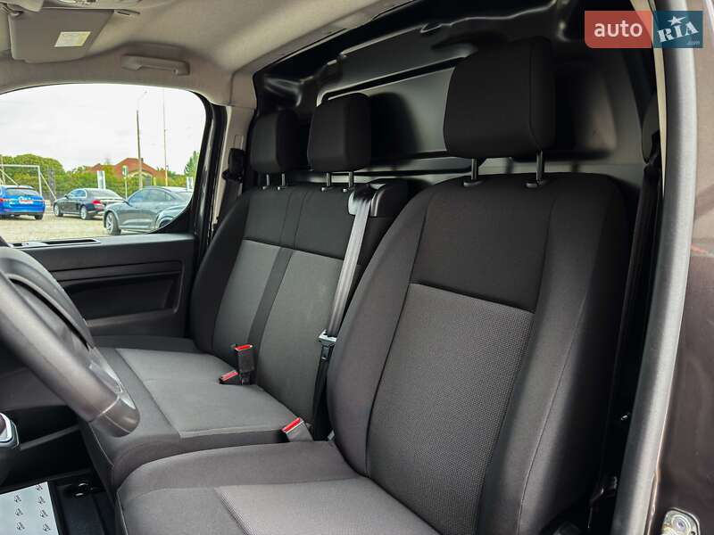 Грузовой фургон Peugeot e-Expert 2024 в Луцке