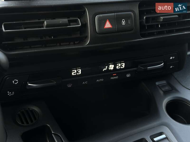 Вантажний фургон Peugeot E-Partner 2024 в Мукачевому