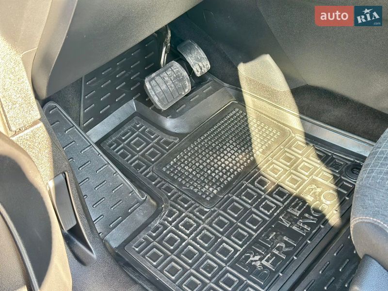 Минивэн Peugeot e-Rifter 2021 в Рожище