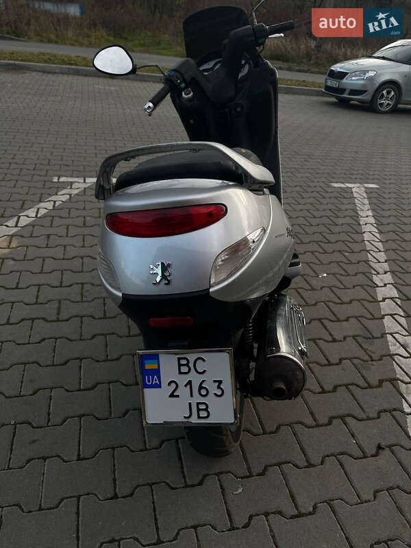 Скутер Peugeot Elyseo 2003 в Старом Самборе
