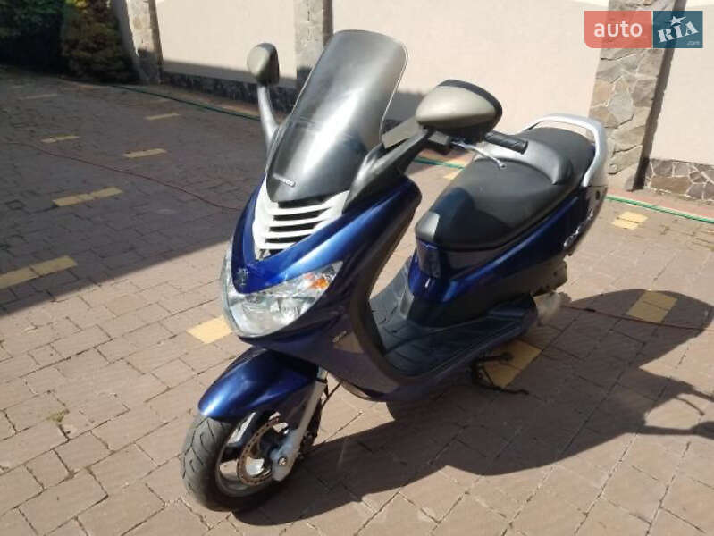 Максі-скутер Peugeot Elystar 2009 в Івано-Франківську
