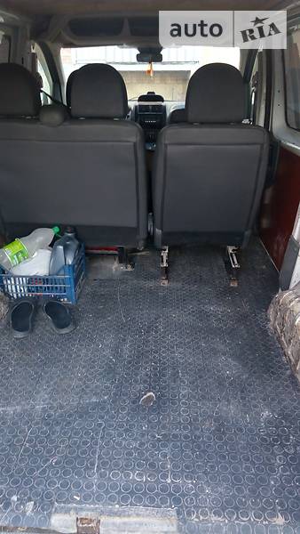 Минивэн Peugeot Expert 2008 в Калуше