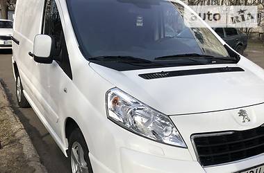 Грузопассажирский фургон Peugeot Expert 2015 в 