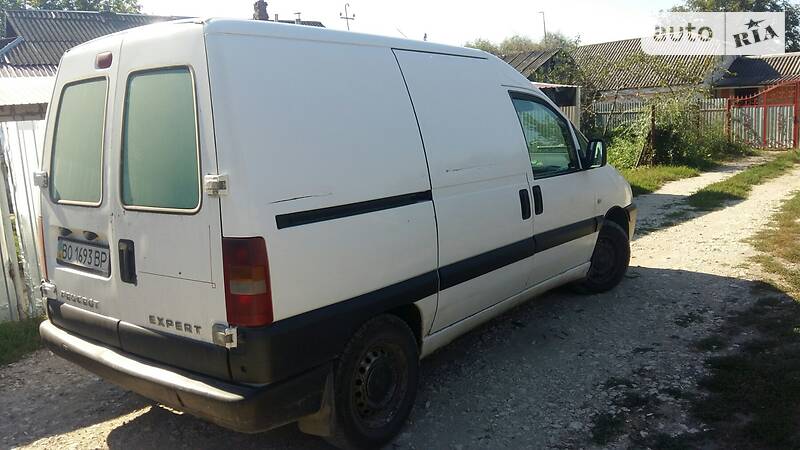 Грузопассажирский фургон Peugeot Expert 2006 в 