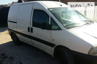 Грузопассажирский фургон Peugeot Expert 2006 в 