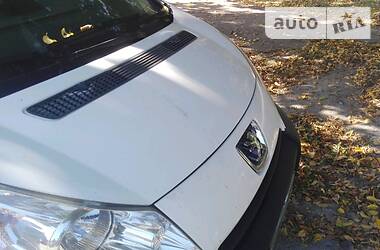 Грузопассажирский фургон Peugeot Expert 2012 в 