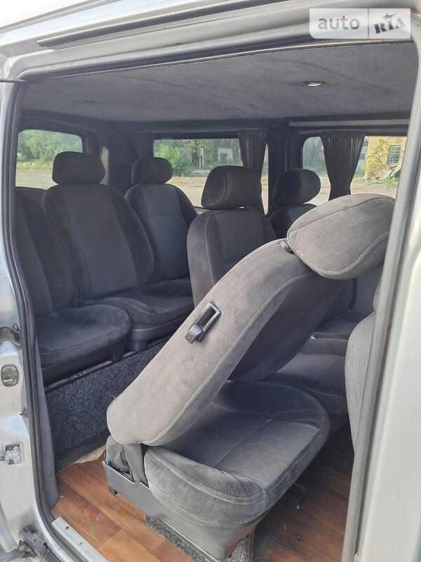 Минивэн Peugeot Expert 2008 в Покровске