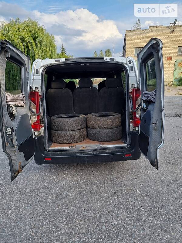 Минивэн Peugeot Expert 2008 в Покровске