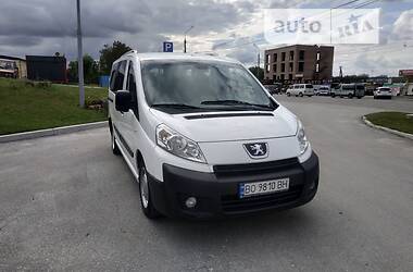 Хэтчбек Peugeot Expert 2008 в Тернополе