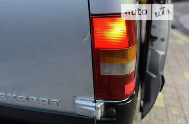 Мінівен Peugeot Expert 2006 в 