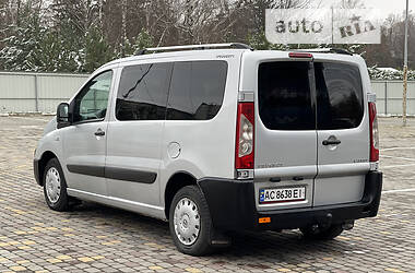 Минивэн Peugeot Expert 2007 в 