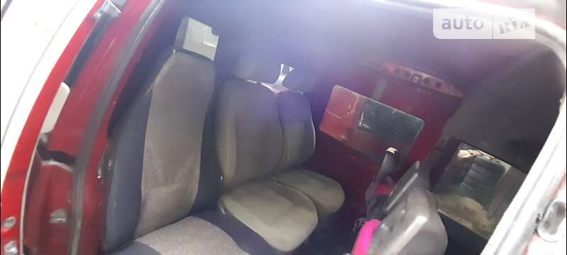 Минивэн Peugeot Expert 1999 в Шумске