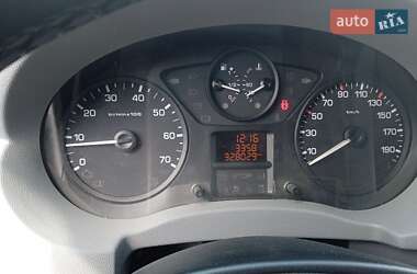 Мінівен Peugeot Expert 2009 в 