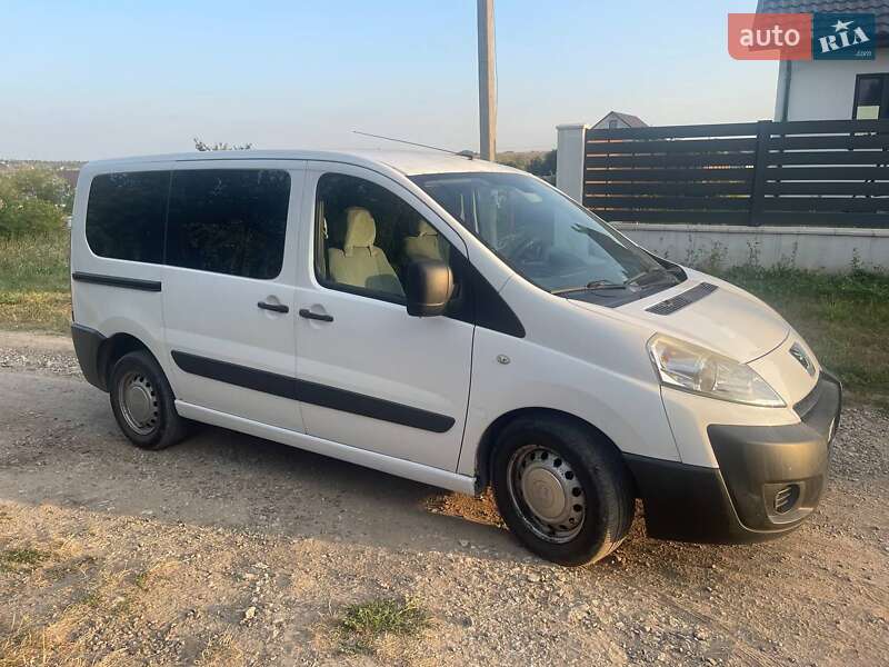 Мінівен Peugeot Expert 2010 в Хмельницькому фото 3 Мінівен Peugeot Expert 2010 в Хмельницькому