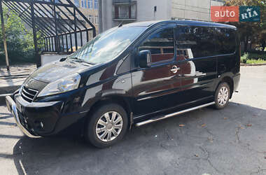 Минивэн Peugeot Expert 2016 в 