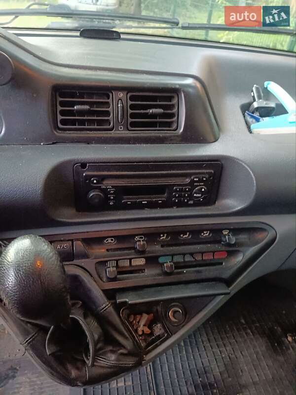 Минивэн Peugeot Expert 2006 в Черновцах