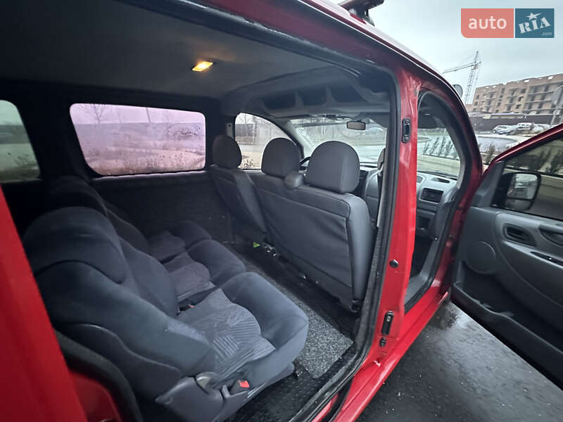 Минивэн Peugeot Expert 2008 в Умани