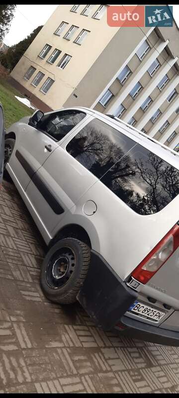 Мінівен Peugeot Expert 2007 в Стрию