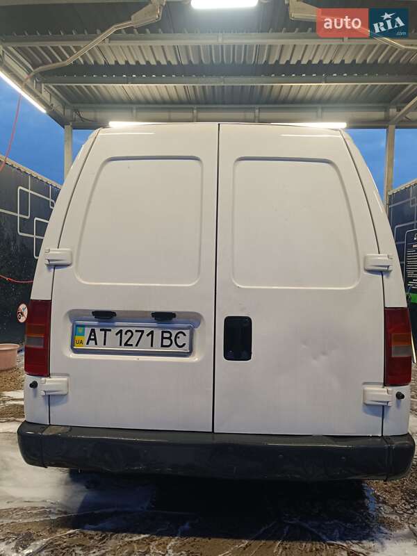 Минивэн Peugeot Expert 2000 в Васильковке