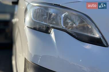 Грузовой фургон Peugeot Expert 2017 в 
