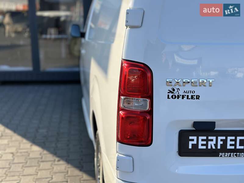 Грузовой фургон Peugeot Expert 2017 в Черновцах