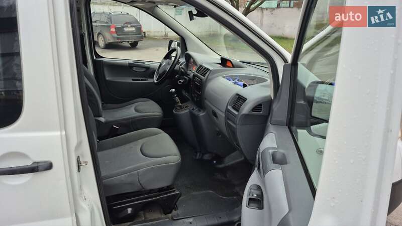 Грузопассажирский фургон Peugeot Expert 2011 в Сумах