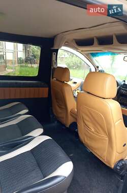 Минивэн Peugeot Expert 2009 в 