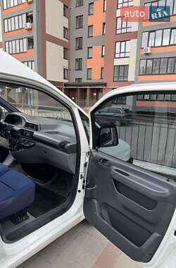 Мінівен Peugeot Expert 2005 в 