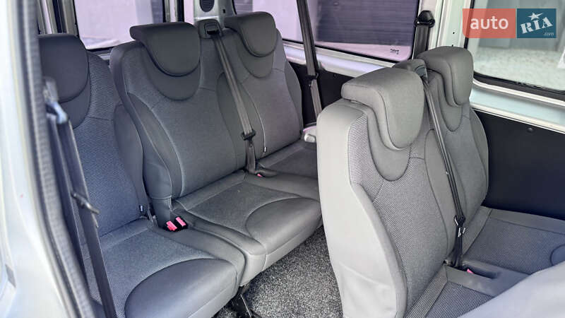 Мінівен Peugeot Expert 2012 в Івано-Франківську