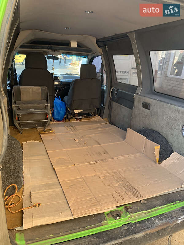 Минивэн Peugeot Expert 2000 в Виннице