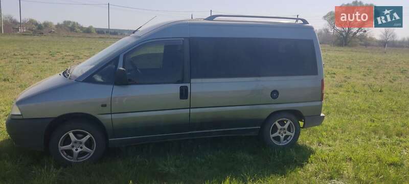 Мінівен Peugeot Expert 1998 в 