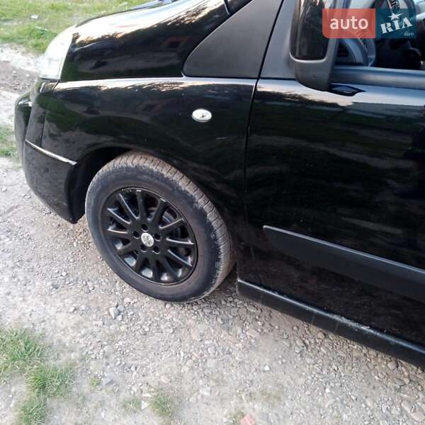 Минивэн Peugeot Expert 2012 в Львове фото 14 Минивэн Peugeot Expert 2012 в Львове