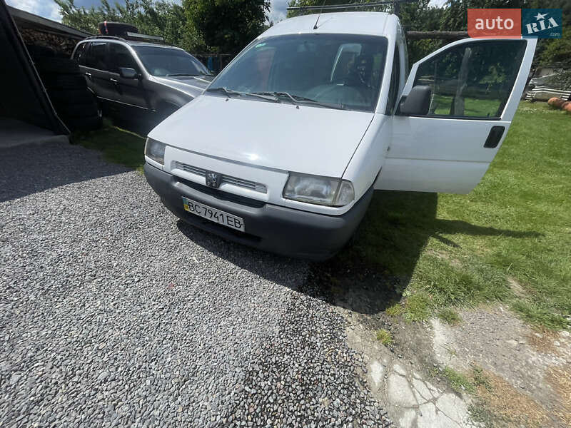 Грузовой фургон Peugeot Expert 2002 в 