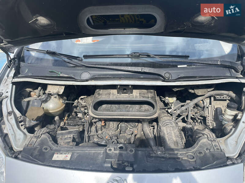 Минивэн Peugeot Expert 2013 в Киеве