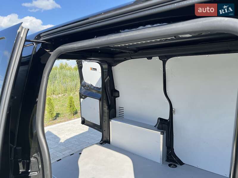 Грузовой фургон Peugeot Expert 2018 в Львове