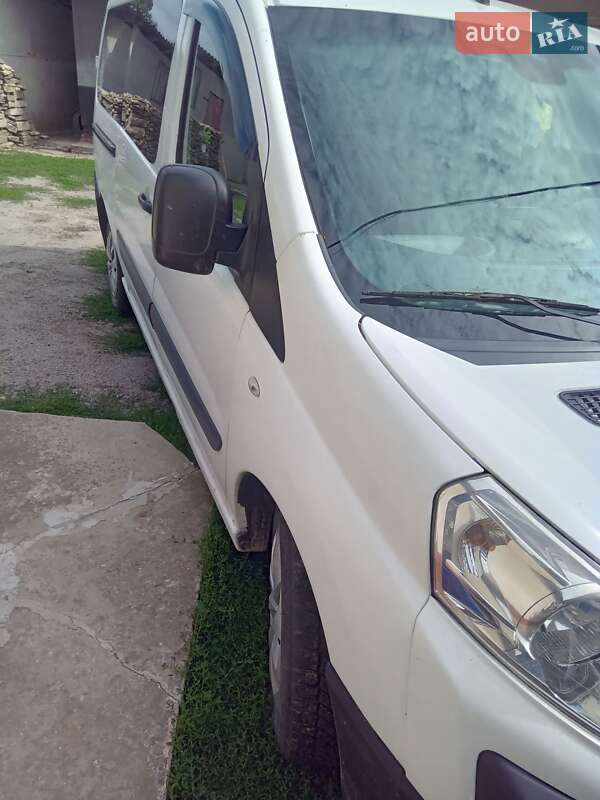 Мінівен Peugeot Expert 2007 в Борщеві