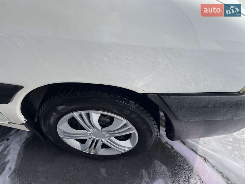 Мінівен Peugeot Expert 2006 в Самборі