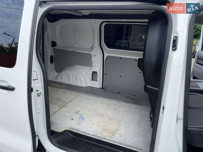 Грузовой фургон Peugeot Expert 2020 в Киеве