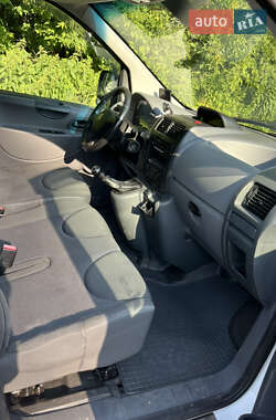 Грузопассажирский фургон Peugeot Expert 2011 в 