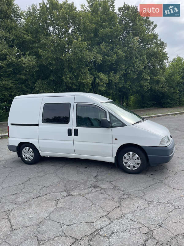 Мінівен Peugeot Expert 2000 в Володимирі